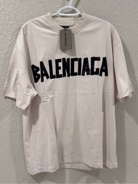 Balenciaga Short Sleeve Logo Tee in Light Beige Large oversized like XL